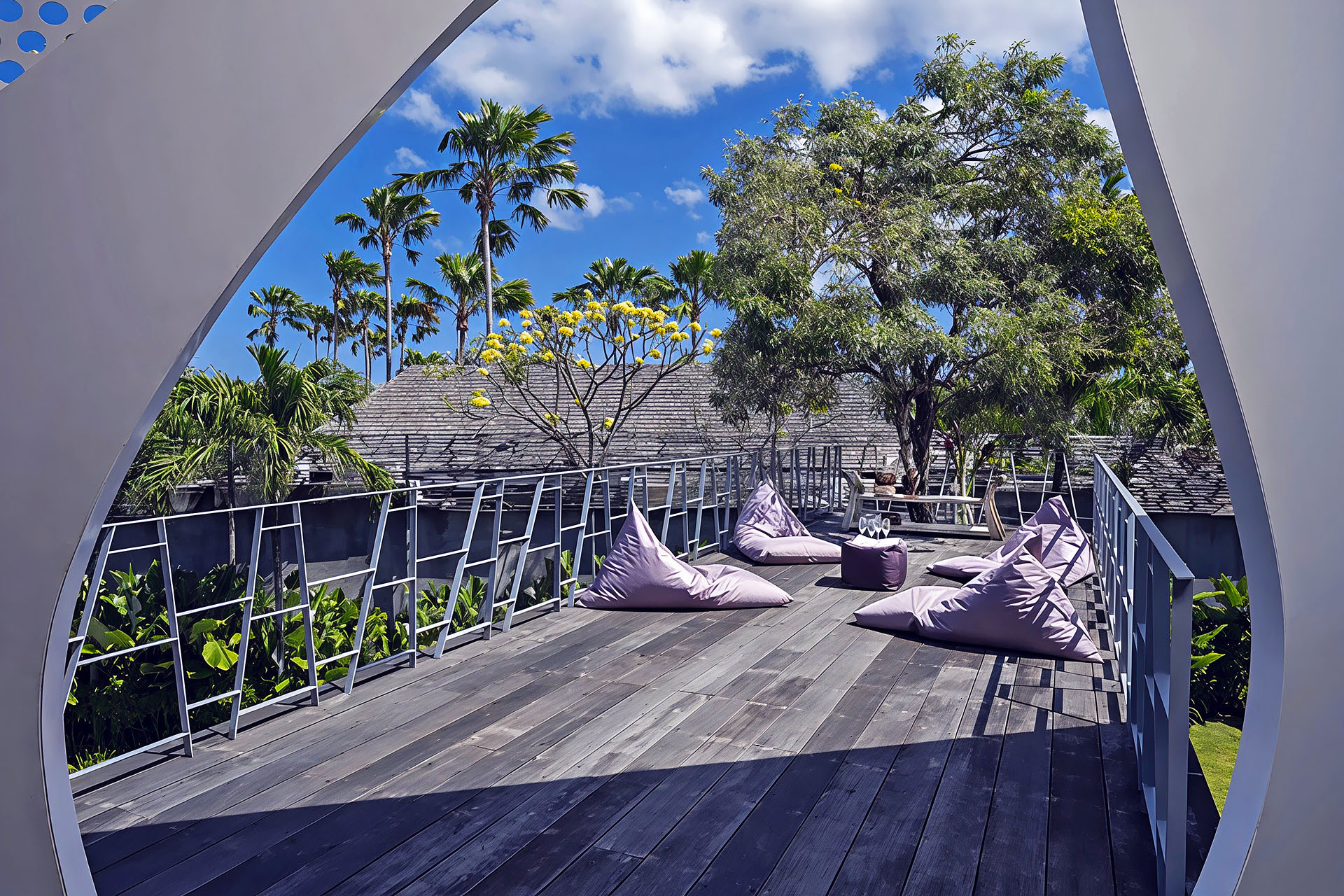 The Art of Tropical Living: Why Sunlight and Outdoor Space Matter in a Bali Villa